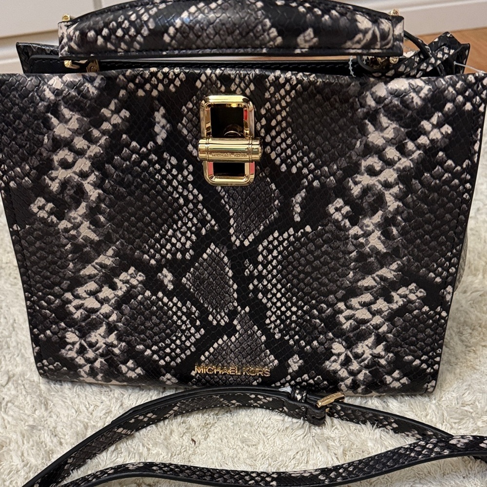 NWOT Michael Kors Penelope Top Handle Satchel - Picture 10 of 10